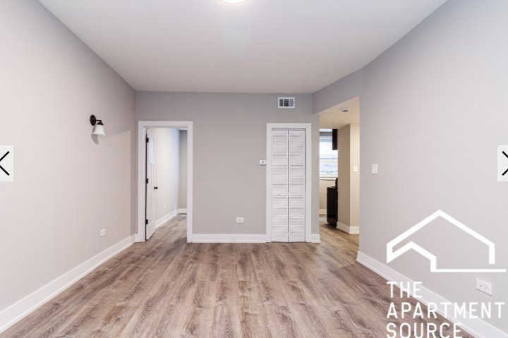 Building Photo - 554 W Aldine Ave