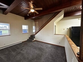 Building Photo - 1012-1014 S Washington