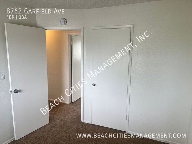 Building Photo - 8762 Garfield Ave
