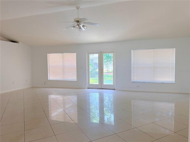 Building Photo - 6759 Krenson Oaks Cir