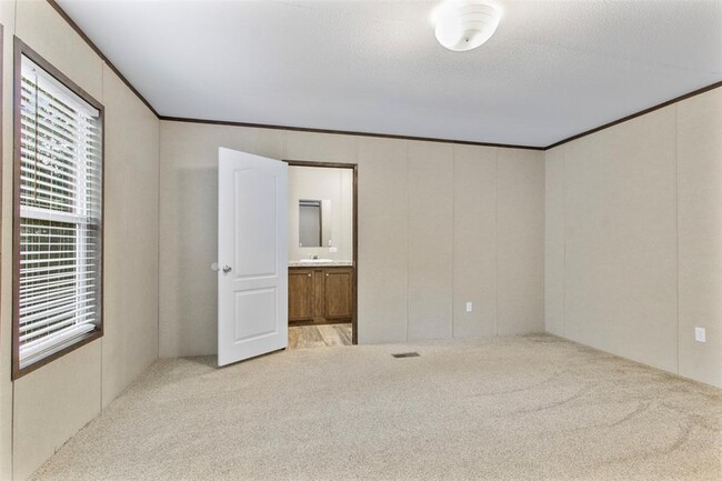 Building Photo - 14247 E Ravine Run