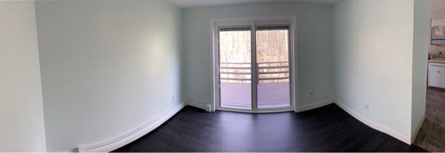 Building Photo - 13 Stanorm Dr