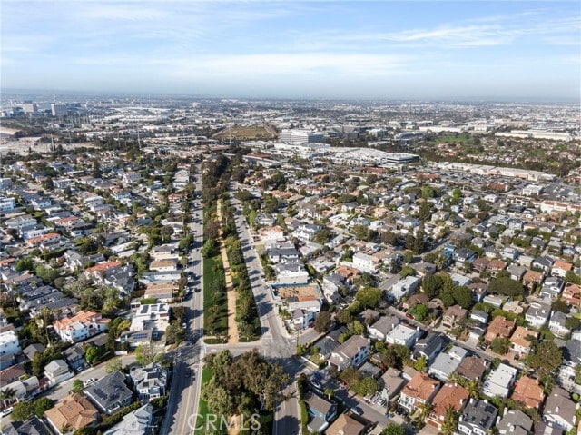 Building Photo - 2616 N Poinsettia Ave
