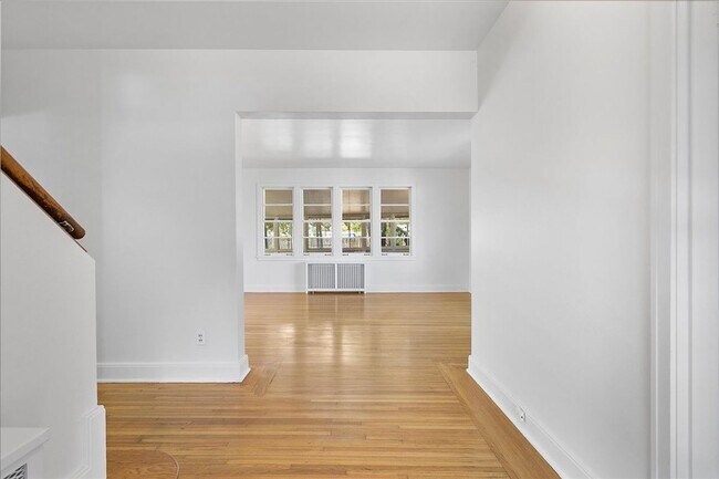 Building Photo - 2875 San Pedro Rd