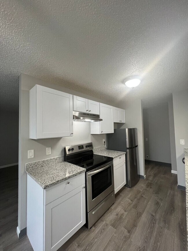 Interior Photo - Executive East