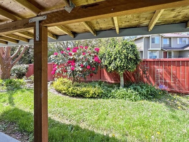 Building Photo - Beautiful 4 bed & 2 bath home in Kent WA!!