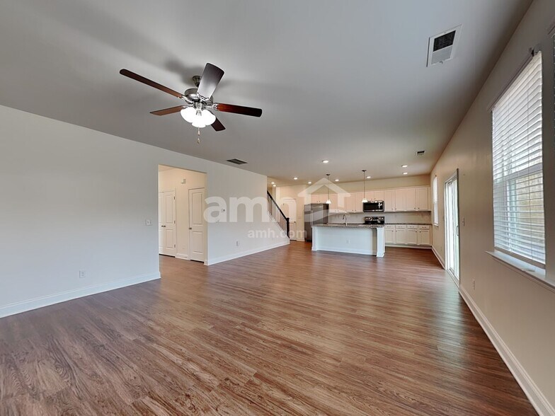 Building Photo - 2150 Brook Enclave Trail