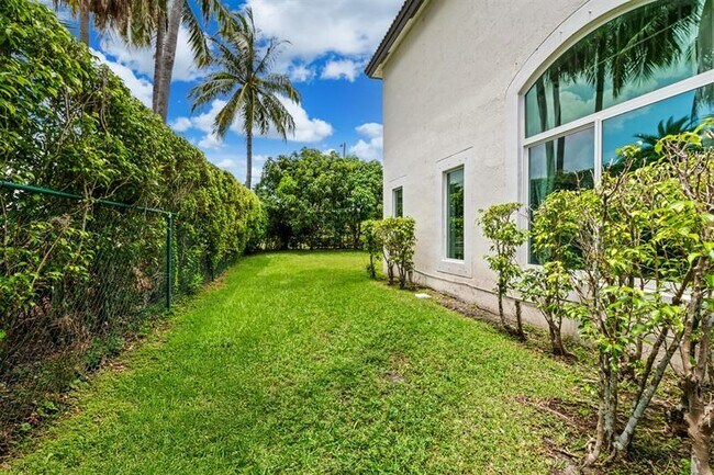 Building Photo - 5450 NW 122nd Dr