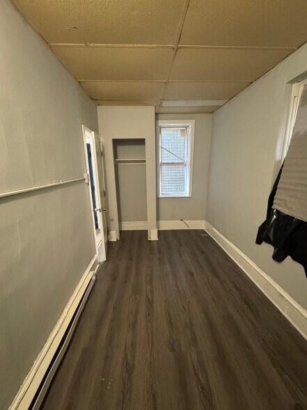 Building Photo - 1521 Wakeling St