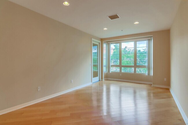 Building Photo - 1465 C St