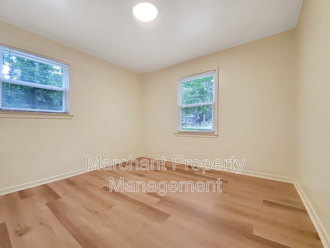 Building Photo - 106 Carlton Ct