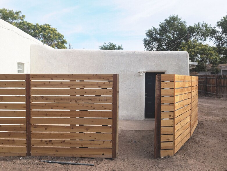 Building Photo - 1203 Barelas St SW