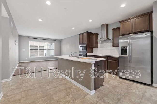 Building Photo - 156 Haugh St