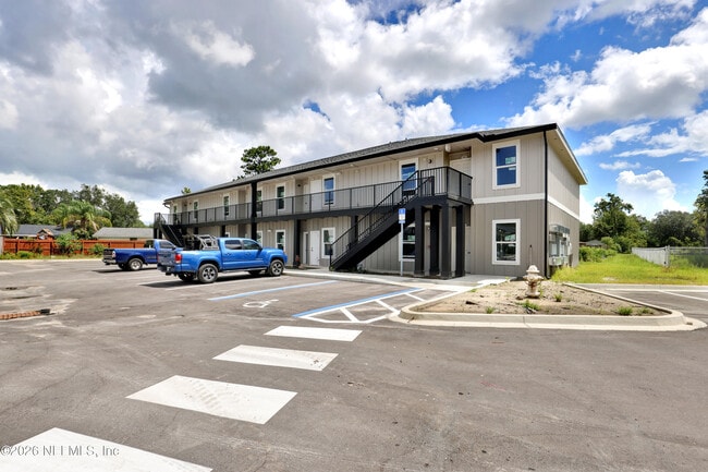 Building Photo - 10109 Old St Augustine Rd