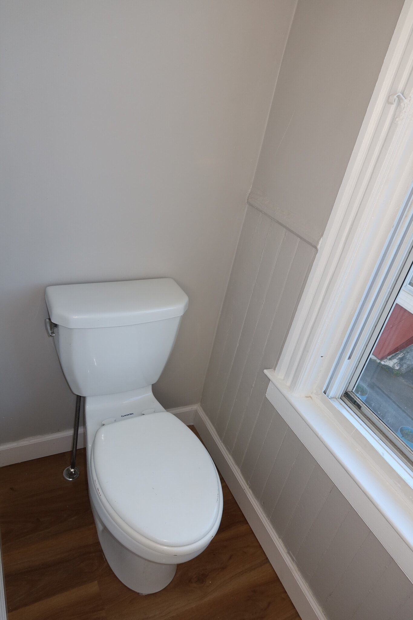 Unit 2 Bathroom - 16 Benton St