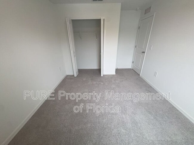 Building Photo - 1304 NW 48th Terrace