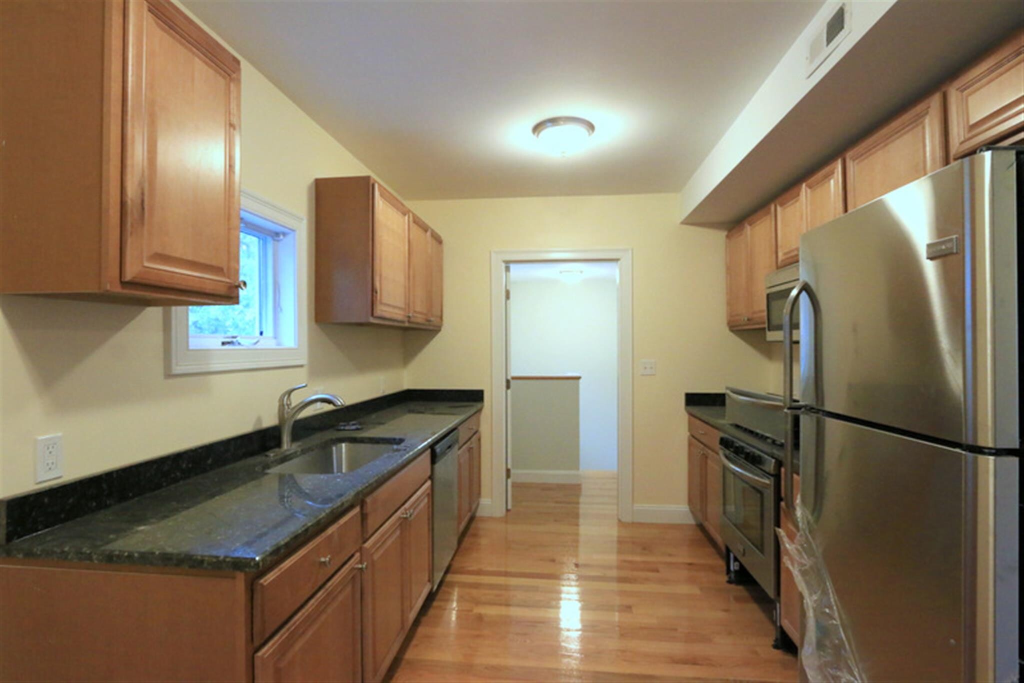 Building Photo - 29 Elmwood St