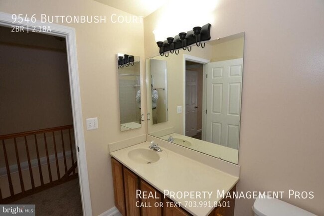 Building Photo - 9546 Buttonbush Ct