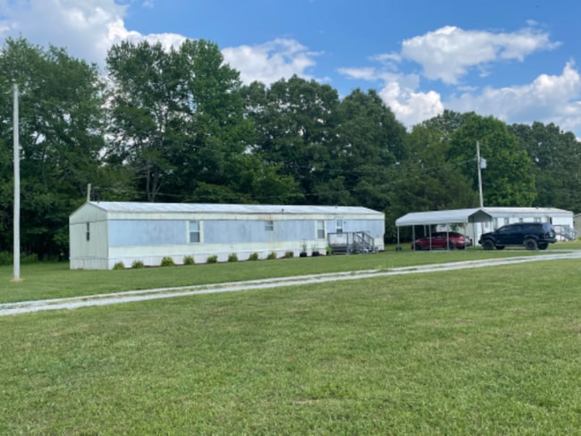 Building Photo - 330 Joshua Ln