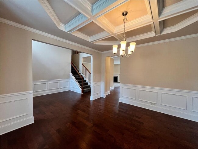Building Photo - 3550 Golden Gate Ln