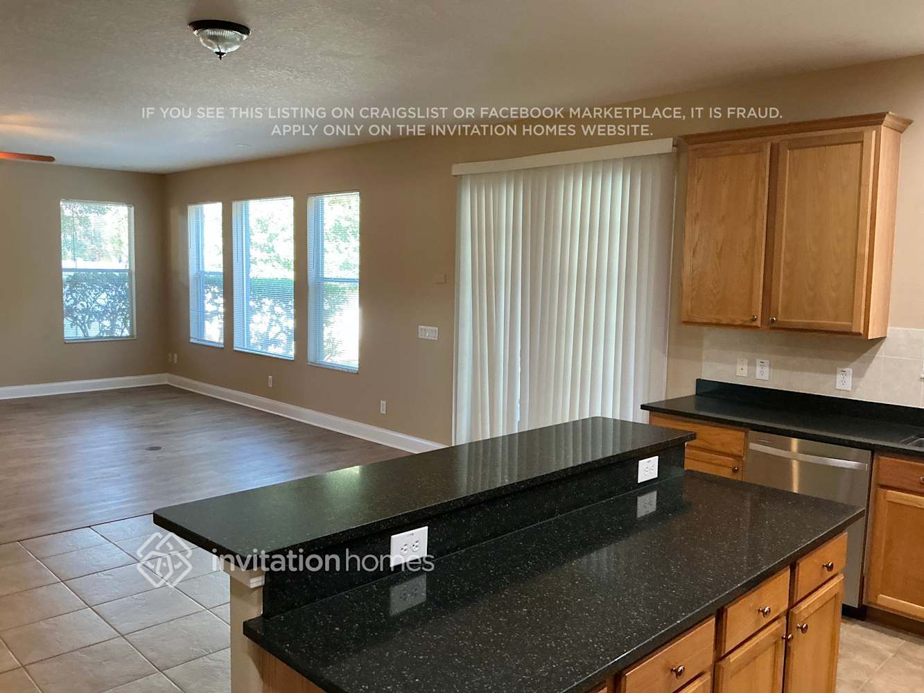 Building Photo - 1612 Tawnyberry Ct