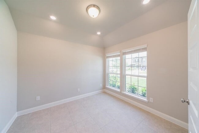 Building Photo - 11219 Victoria Hollow Trace