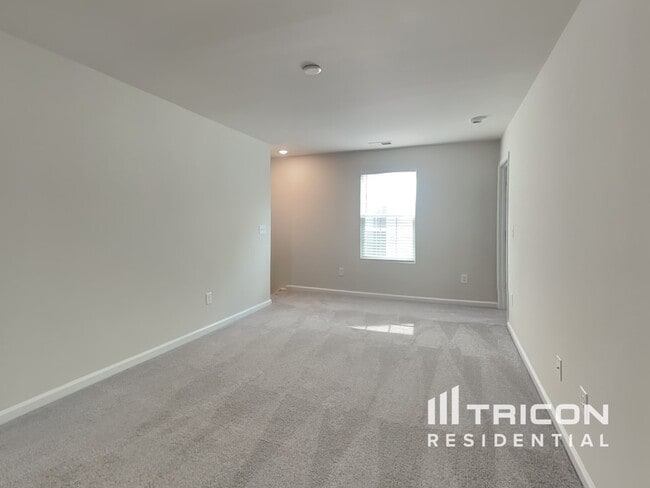 Building Photo - 1423 Penrith Ct