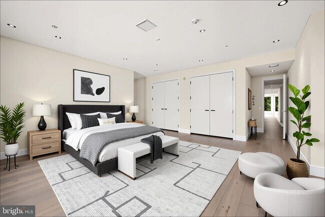 Building Photo - 1055 Wisconsin Ave NW