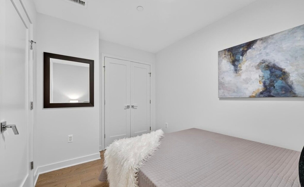 Building Photo - 37 L St SE