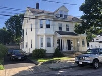 Building Photo - 1 bed in Waltham