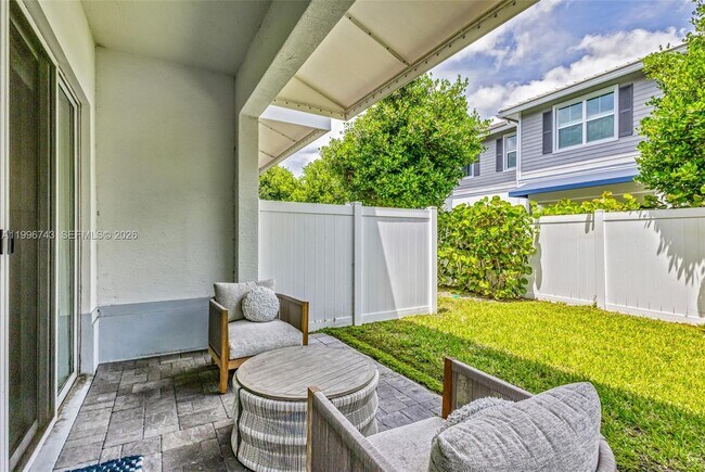 Building Photo - 4921 Pointe Midtown Way