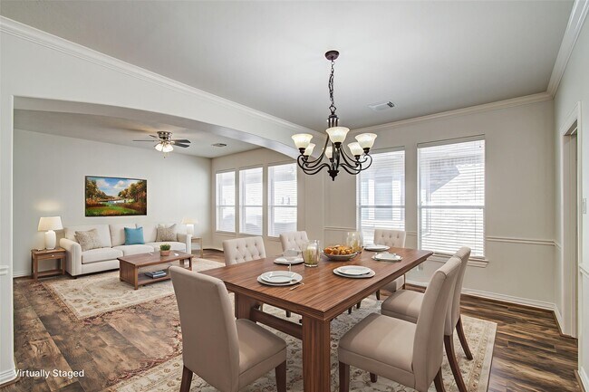 Building Photo - 7814 Heron Lakes Dr