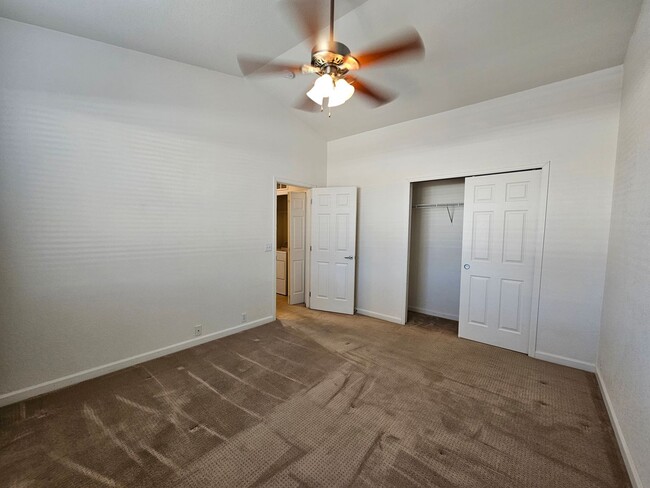 Building Photo - 2 Bed, 1 Bath Home in The Courtyards At Wo...