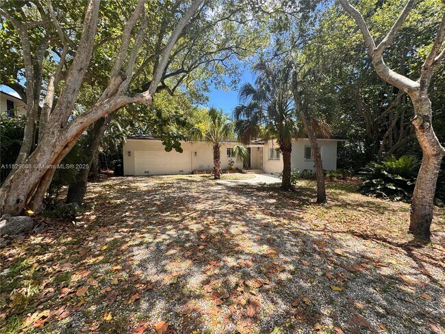 Primary Photo - 5930 SW 80th St