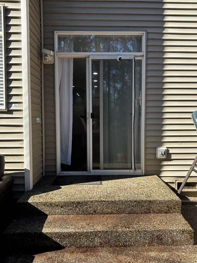 Building Photo - Lovely 3 Bedroom Home for Rent in Everett