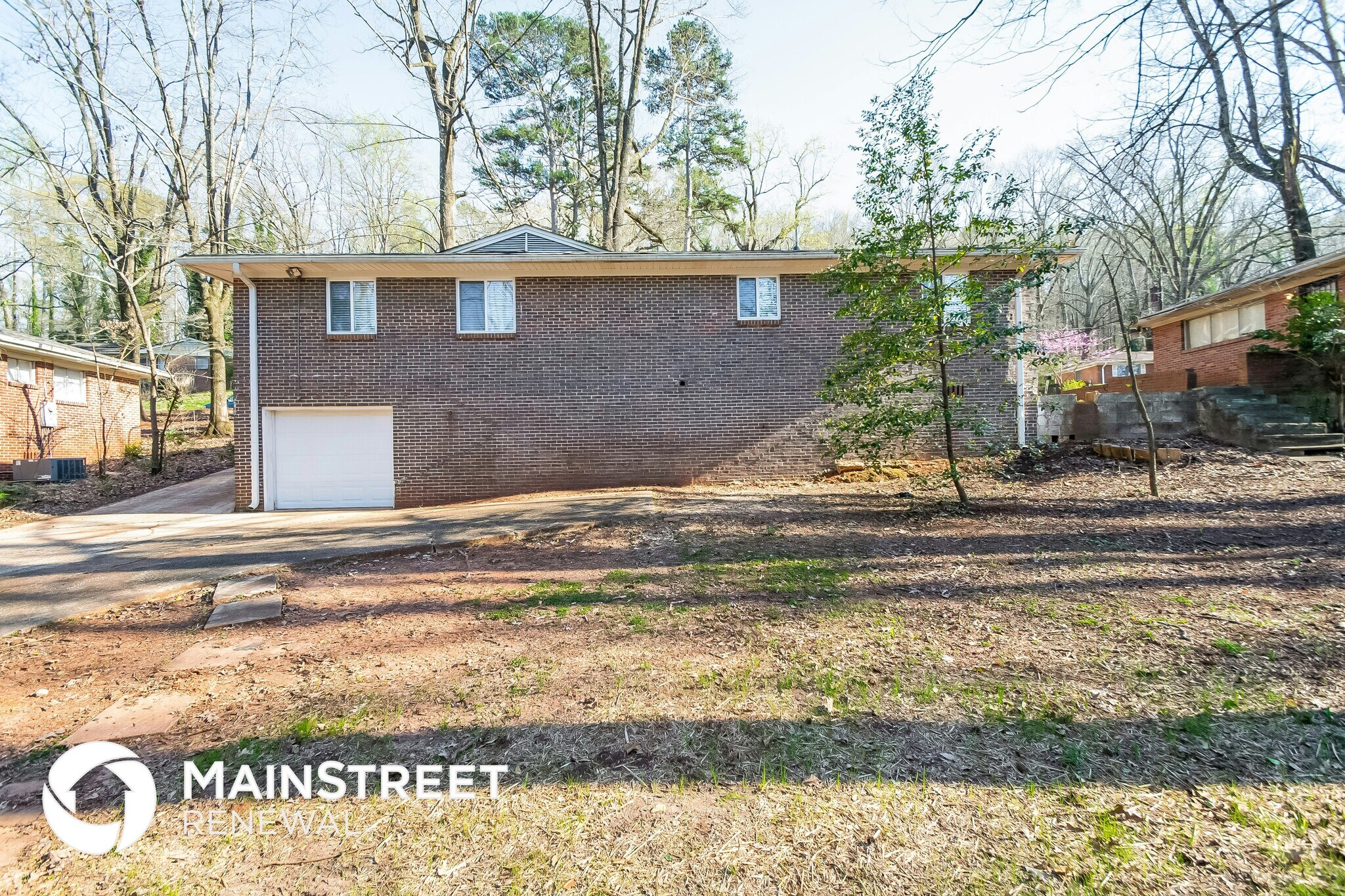 Building Photo - 624 Lisa Ln