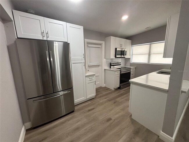 Building Photo - 6035 Sage Dr