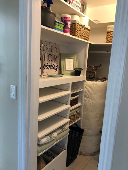 Walk-in closet - 5619 Rutgers Rd