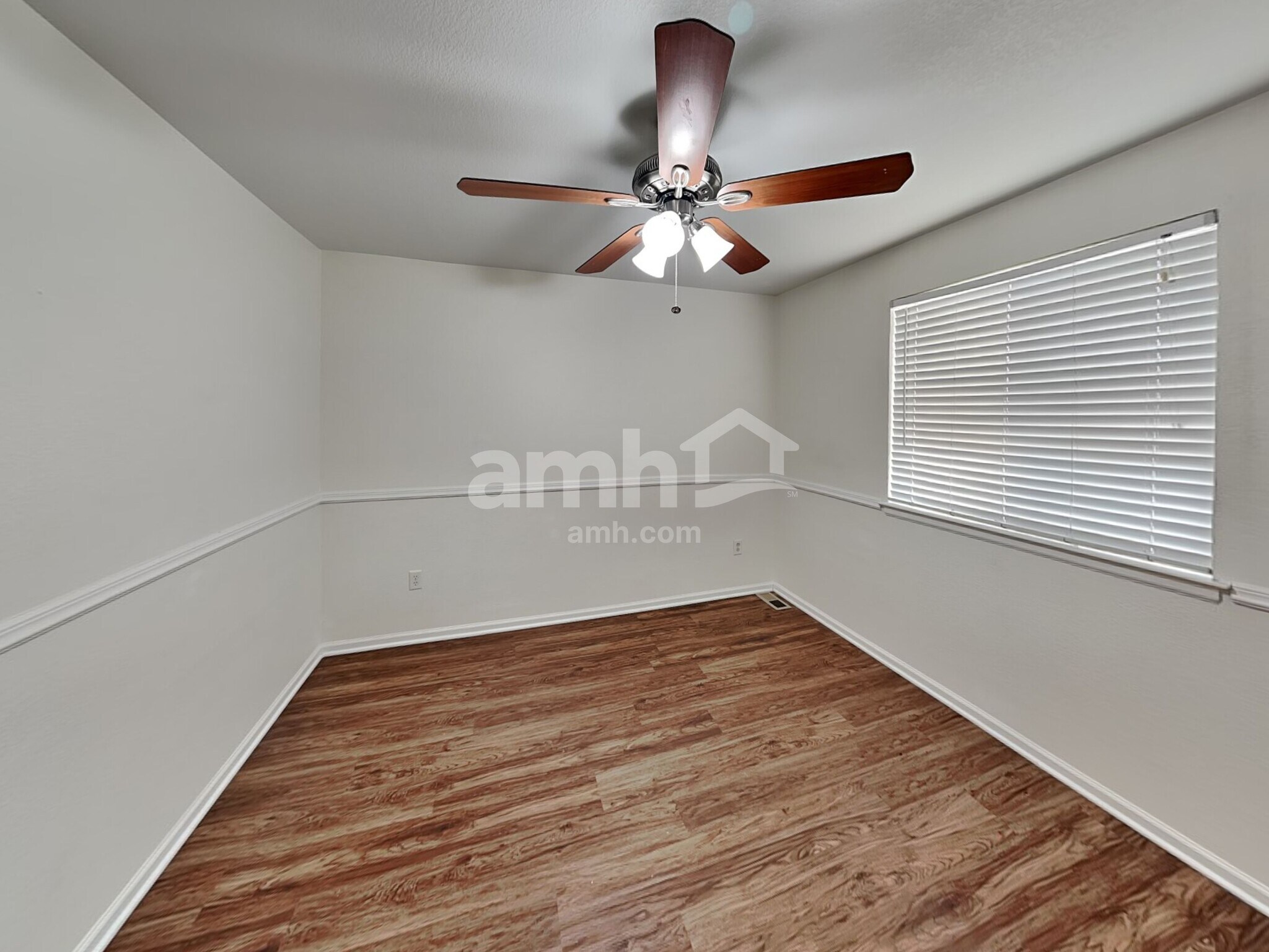 Building Photo - 5479 S Shawnee Way