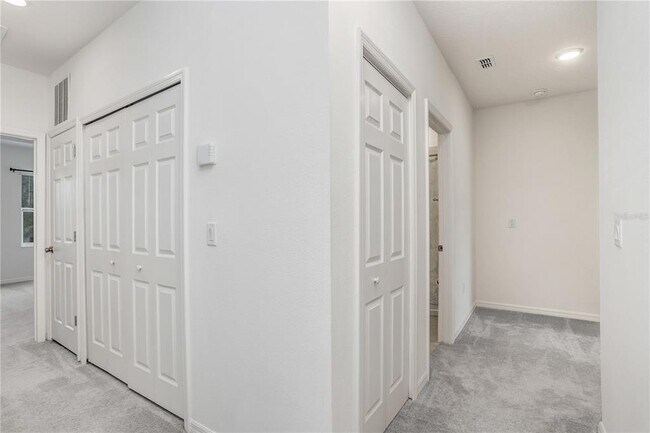 Building Photo - 34155 Cinder Wy