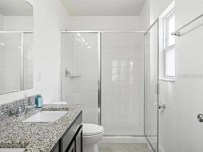 Building Photo - 212 Miles Ct