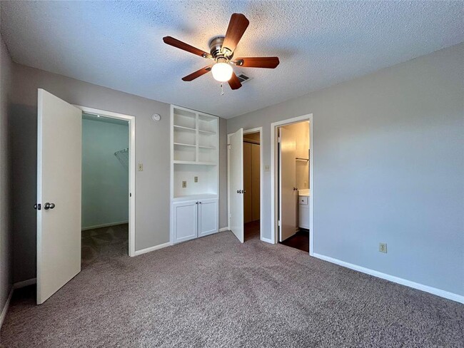 Building Photo - 8905 Schick Rd