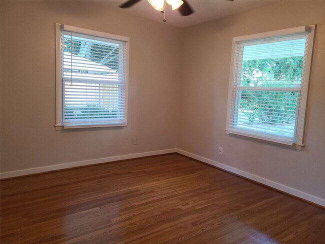 Building Photo - 3314 Rochdale St