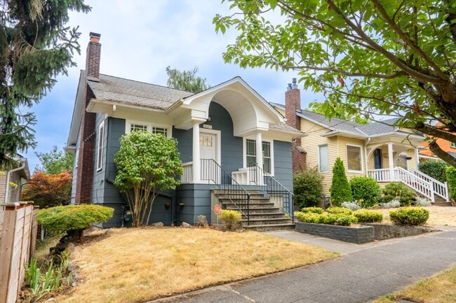 Primary Photo - 4Bd/1.5Ba Seattle House