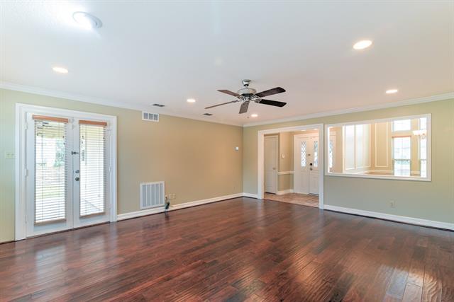 Building Photo - 3513 Meadowside Dr