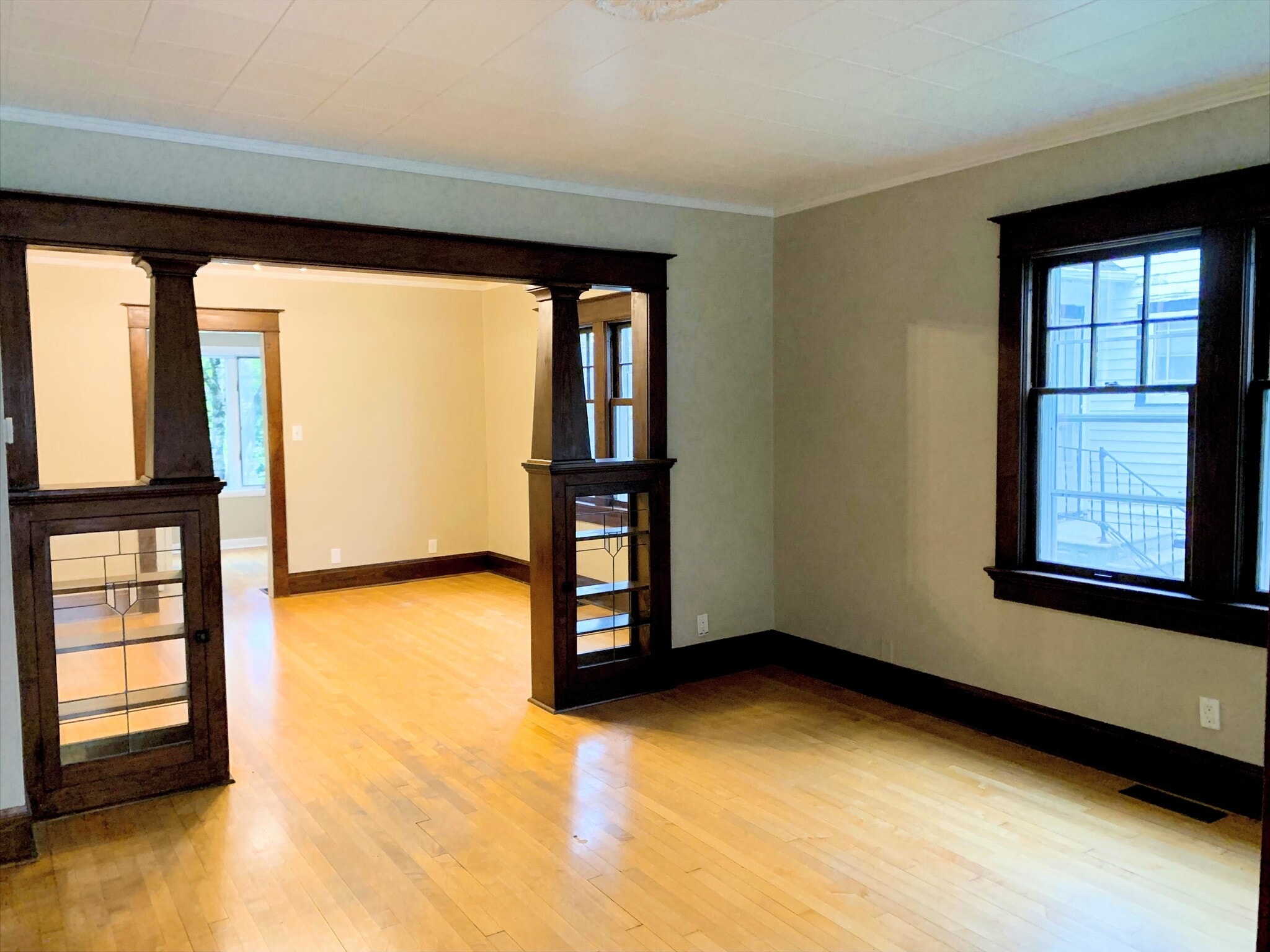 Building Photo - 1232 Porlier St