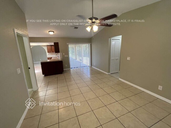 Building Photo - 1475 Paxton Terrace