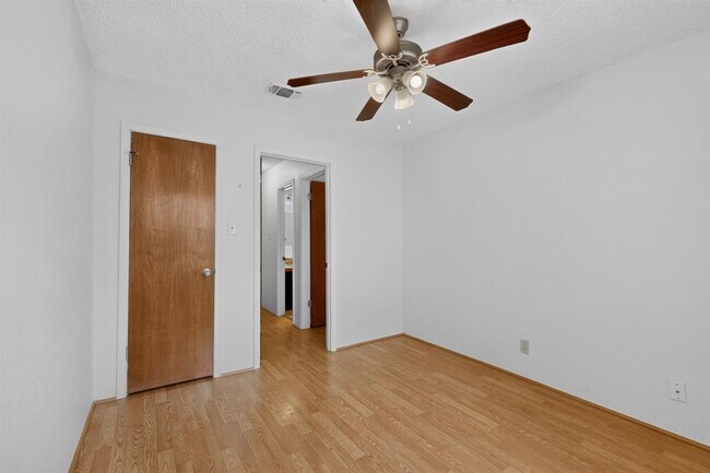 Building Photo - 8418 Fathom Cir