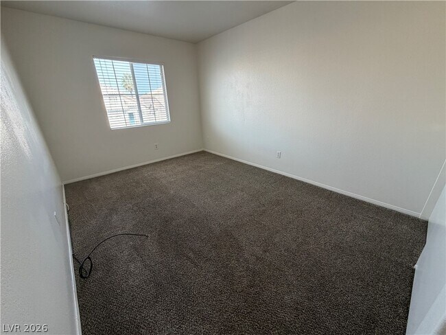 Building Photo - 8089 Kentshire Dr