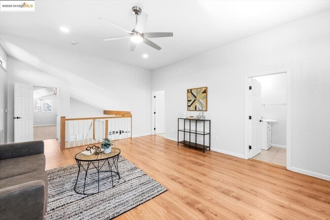 Building Photo - 5575 Marlin Dr